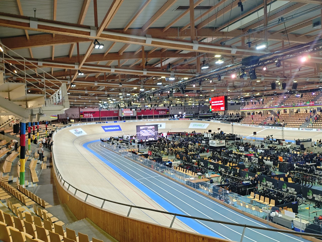 Highlights From the First Three Days of the UCI Track World